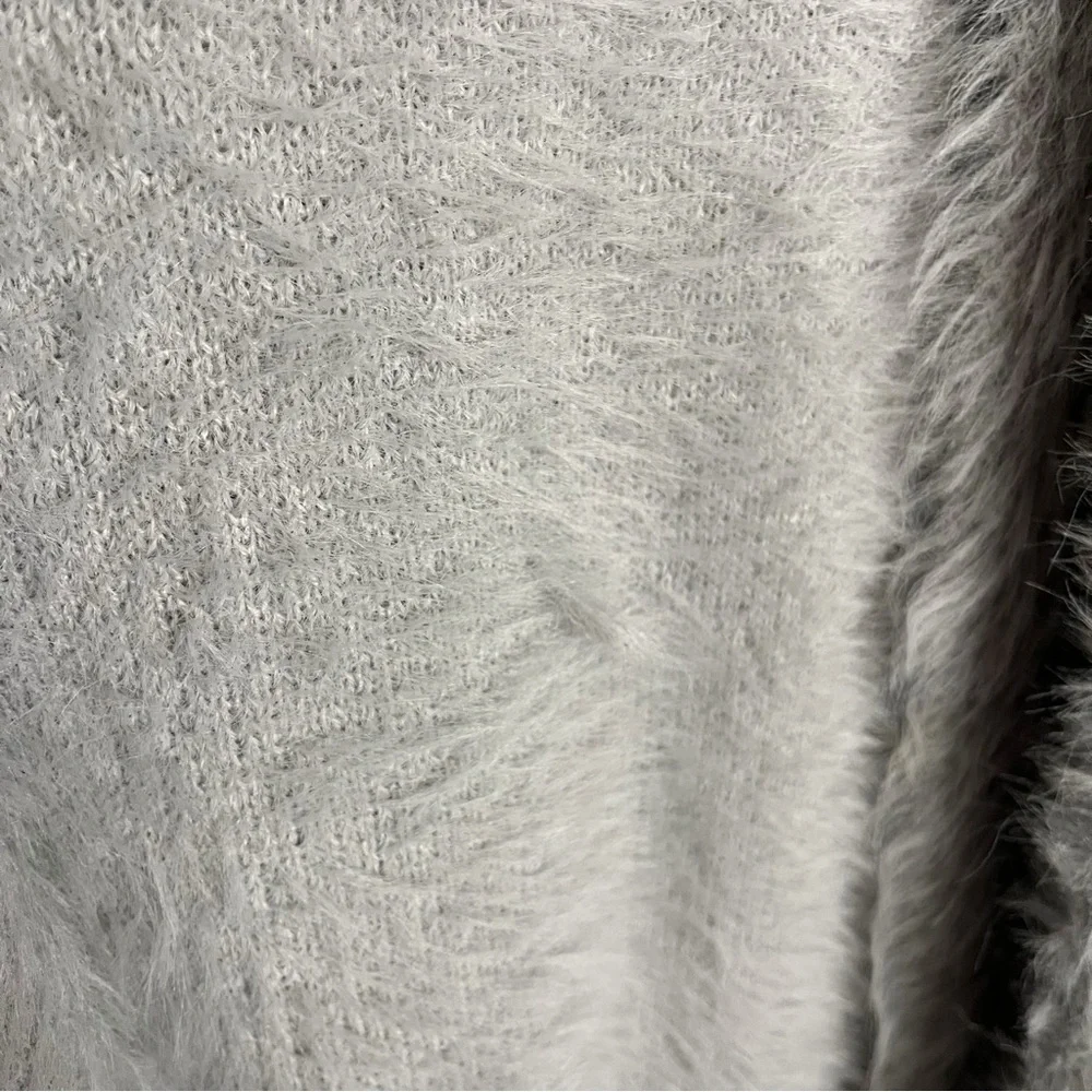 Papillon Fuzzy Light Slate Open Cardigan. Size Medium. - Picture 6 of 9